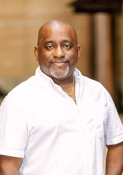 Dr. Robert L. Hollis